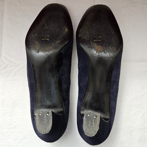 DONATED: Mr. Seymour Women's Navy Suede High Heels - Made in Spain Size 8 B - Picture 13 of 16